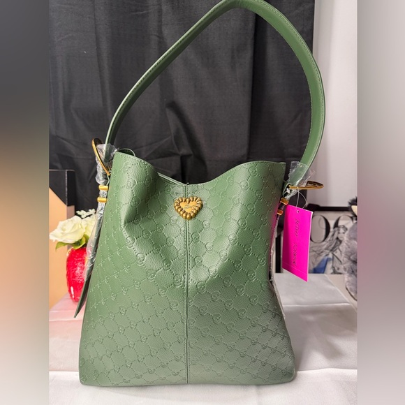 Betsey Johnson Handbags - Betsy Johnson green tote bag with skulls
